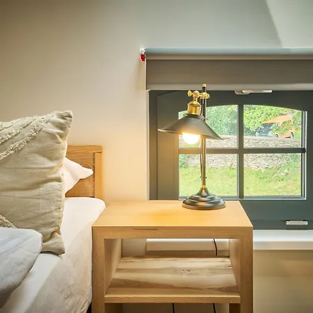 Luxury Mountain Attic With Ac & Netflix By Interhome Appartement