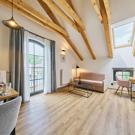 Appartement Luxury Mountain Attic With Ac & Netflix By Interhome *