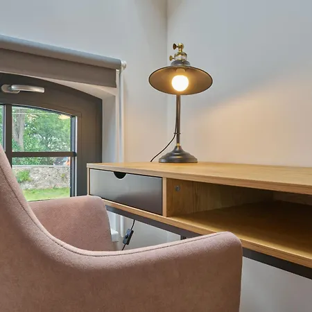 Luxury Mountain Attic With Ac & Netflix By Interhome Appartement Černý Dŭl
