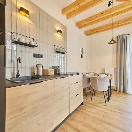 Appartement Luxury Mountain Attic With Ac & Netflix By Interhome Černý Dŭl